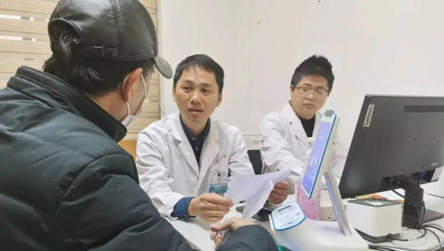 香港开马,被罢免后尹锡悦开始行动自救,最新热门解答落实_模拟版V1.55